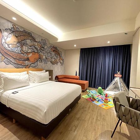 Luminor Hotel Jakarta Kota By Wh Exterior photo