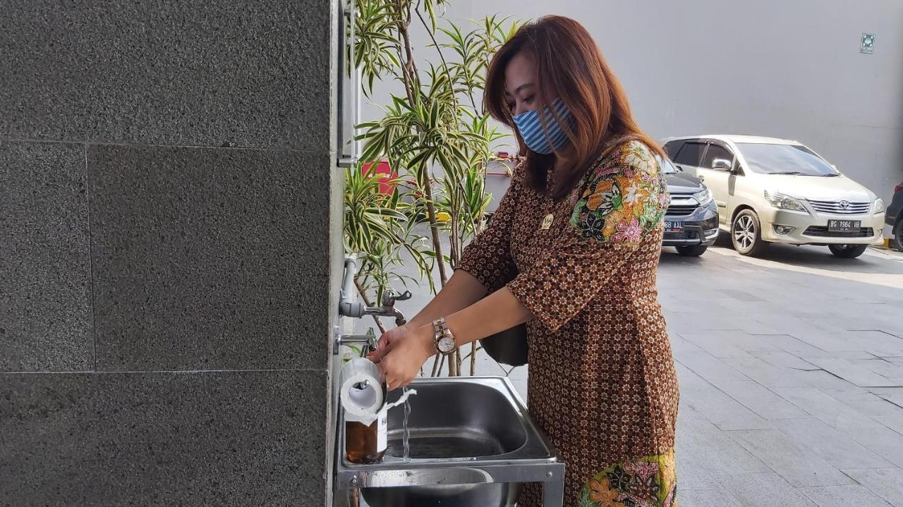 Luminor Hotel Jakarta Kota By Wh Exterior photo