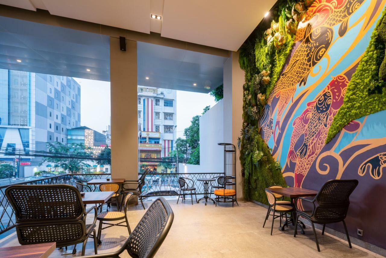 Luminor Hotel Jakarta Kota By Wh Exterior photo
